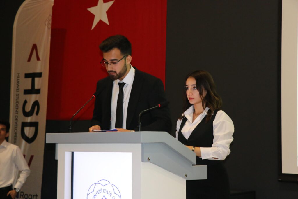 WhatsApp-Image-2024-12-18-at-13.52.21-1024x682 TechStorm: Banü'de HSD "Teknoloji Etkinliği" Düzenledi