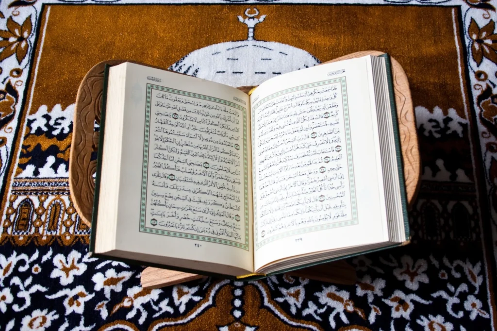 kandil-4-1024x682 2025 Yılında 1 Ocak Hem Hristiyanlar Hem de Müslümanlar İçin Kutsal Sayıldı!