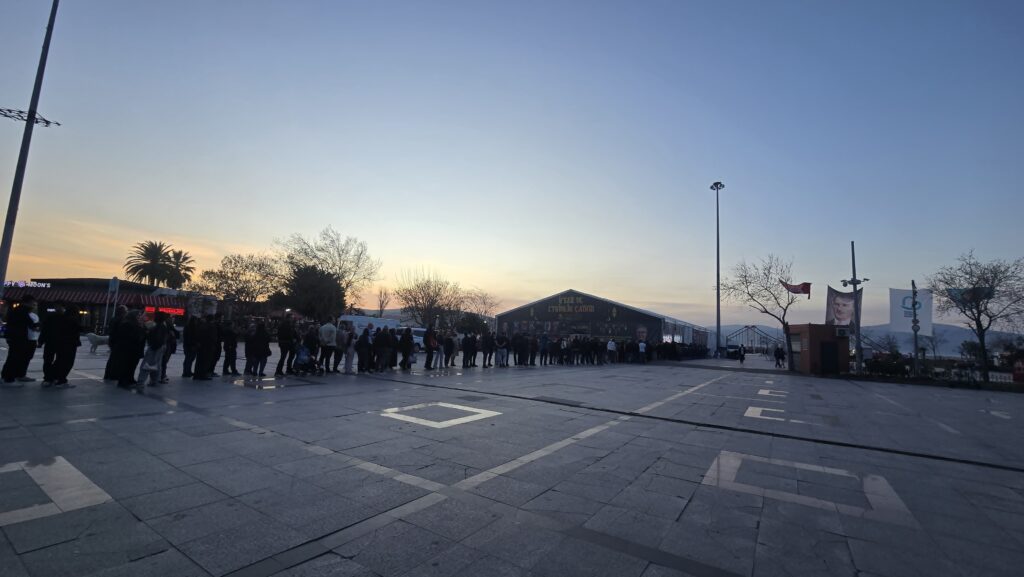 WhatsApp-Image-2025-03-16-at-13.10.27-1024x577 Cumhuriyet meydanında ramazan akşamı!